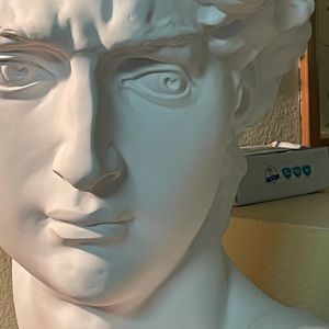 Meet your Posher, Esther